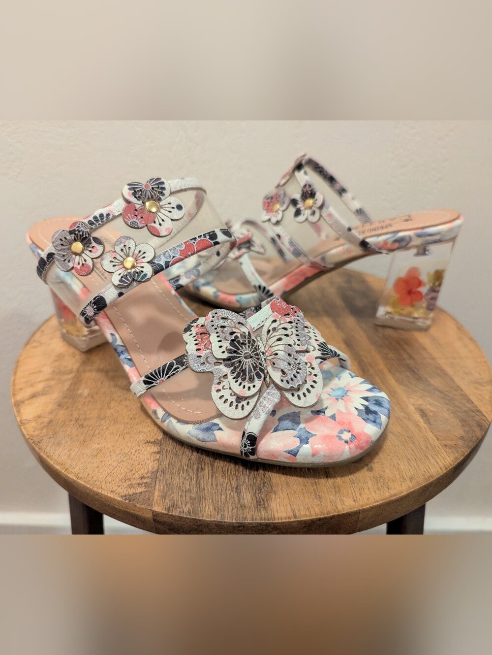 L'Artiste By Spring Step Briley Pink Floral Butterfly Heels (SIZE 36/5.5-6)